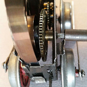 Uhrwerk-3
